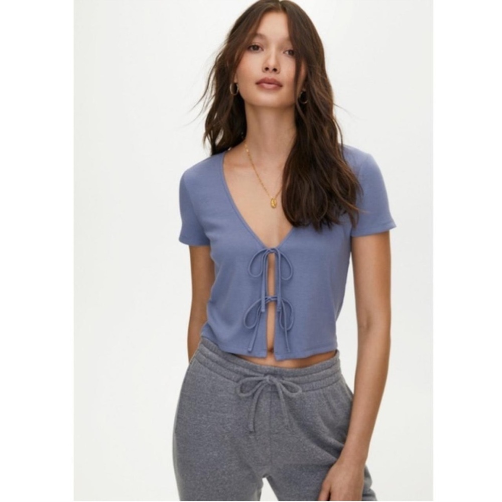 Aritzia Wilfred Free Blue Short Sleeve Tie-Front Crop Top Coquette Feminine‎